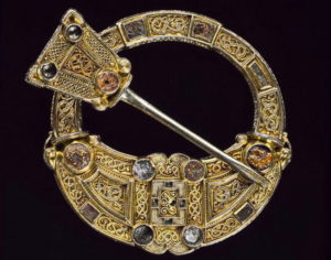 Кельтская брошь Хантерстоун, ок. 700 г.