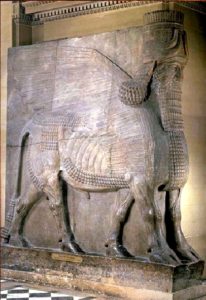 Шеду (статуя фантастического крылатого быка) из дворца Саргона II в Дур-Шаррукине. Алебастр. Вторая половина 8 в. до н. э. Париж. Лувр