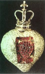 Королевское сердце. Золото, рубины, бриллианты, изумруды, жемчуг, пульсирующий механизм . 1951-52