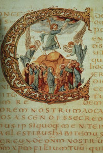 Лист 71v сакраментария Дрогона, ок. 850. Украшенный инициал «C» содержит Вознесение Христа