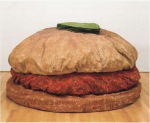 Клас Ольденбург. Напольный гамбургер. 1962