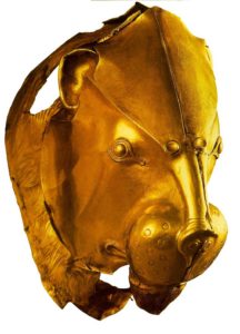 Ритон в форме львиной головы. Листовое золото; ковка; гравировка. Национальный музей, Афины